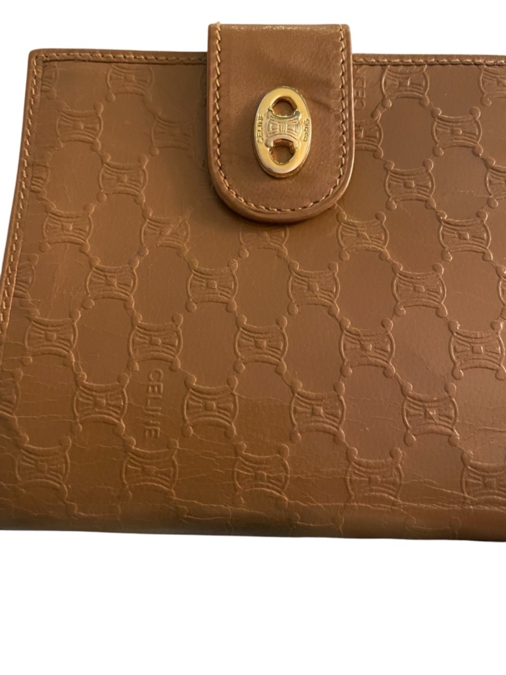 ✨ AUTHENTIC Vintage Celine Triomphe Embossed Leather Compact Wallet - Tan
COA - Picture 4 of 12
